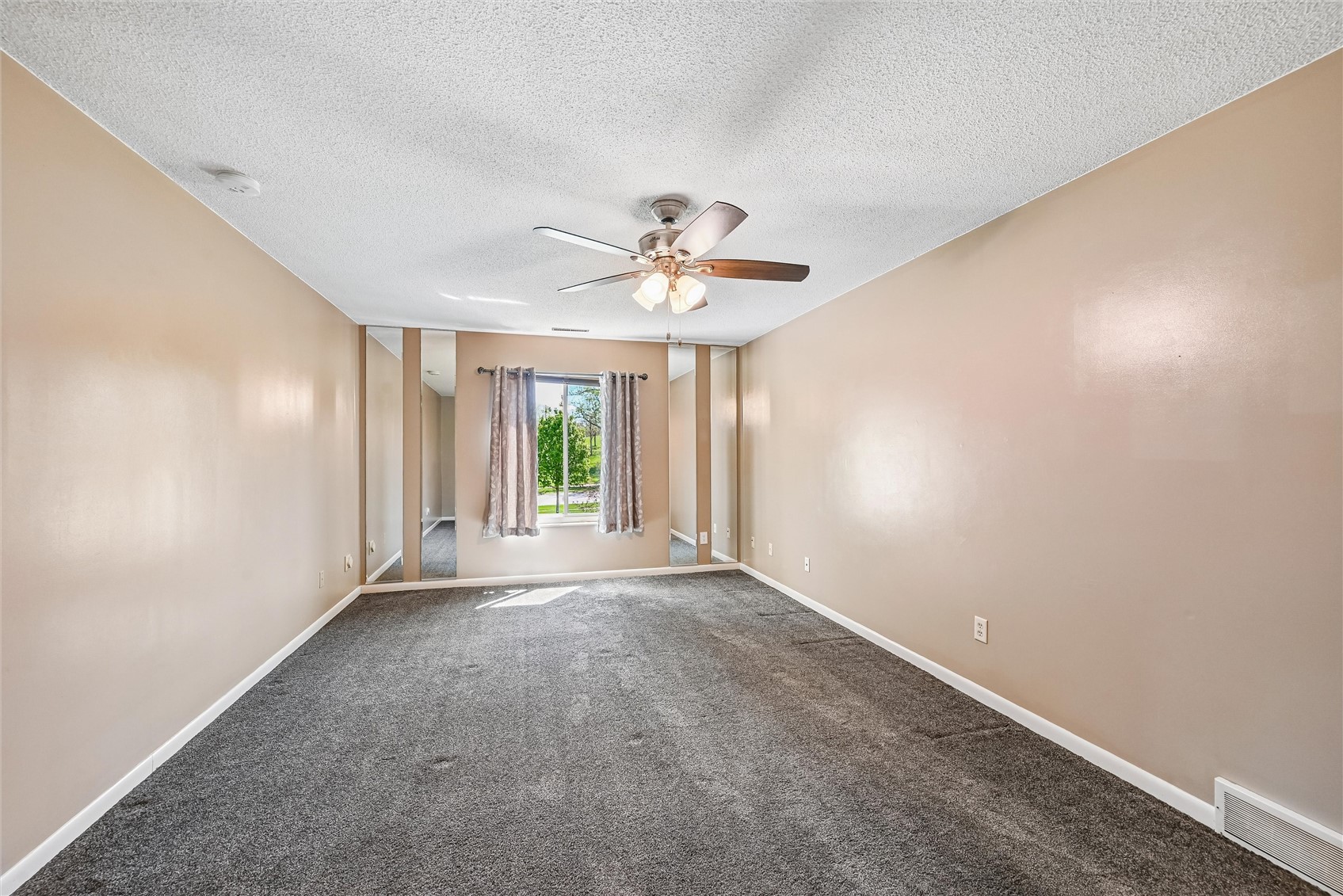 190 Cottage Grove Avenue SE Cedar Rapids IA 52403