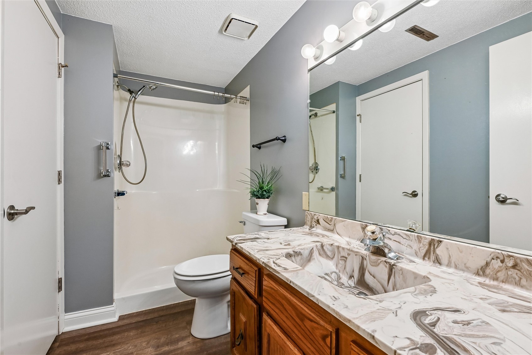 190 Cottage Grove Avenue SE Cedar Rapids IA 52403