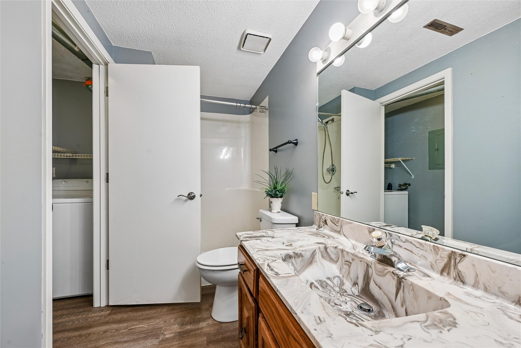 190 Cottage Grove Avenue SE Cedar Rapids IA 52403