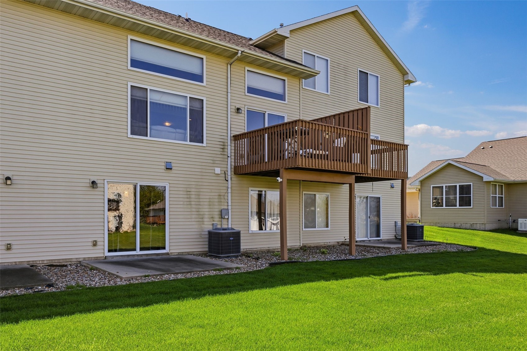 3612 Stoneview Circle SW Cedar Rapids IA 52404