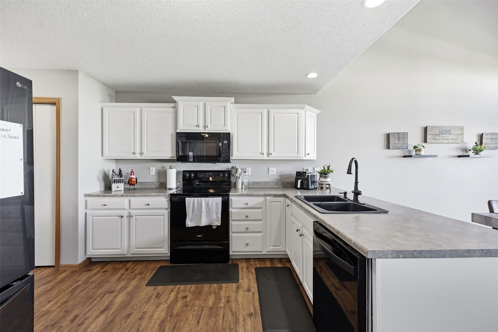 3612 Stoneview Circle SW Cedar Rapids IA 52404