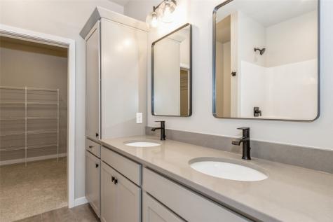 3110 Sunflower Lane Ely IA 52227