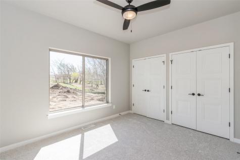 3110 Sunflower Lane Ely IA 52227