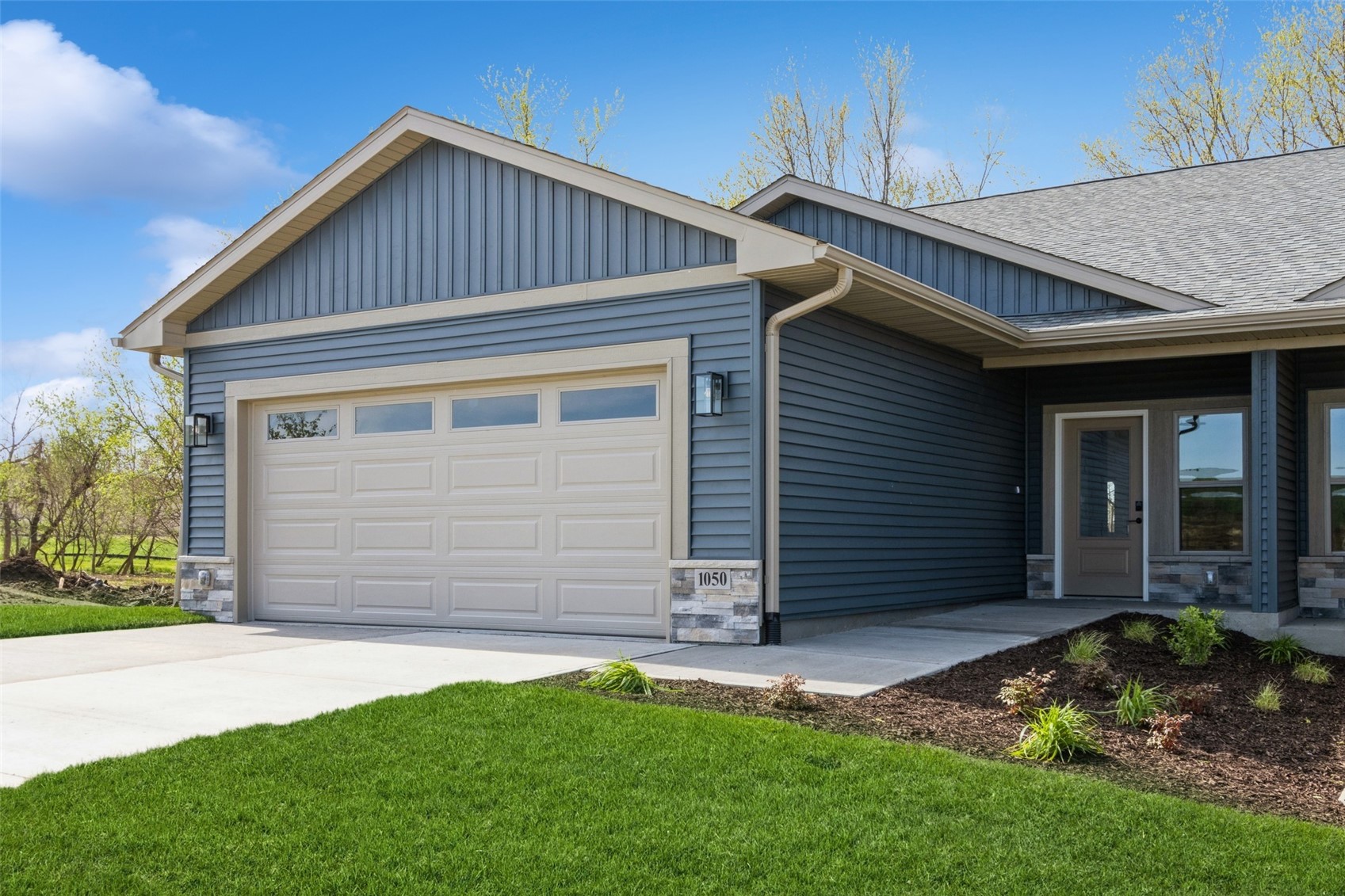 3110 Sunflower Lane Ely IA 52227