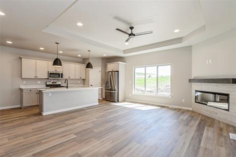3110 Sunflower Lane Ely IA 52227