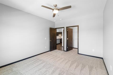 2877 Spring Rose Circle Coralville IA 52241
