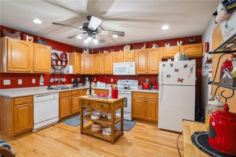 1071 74th Street NE Cedar Rapids IA 52402