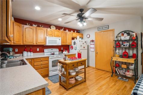 1071 74th Street NE Cedar Rapids IA 52402