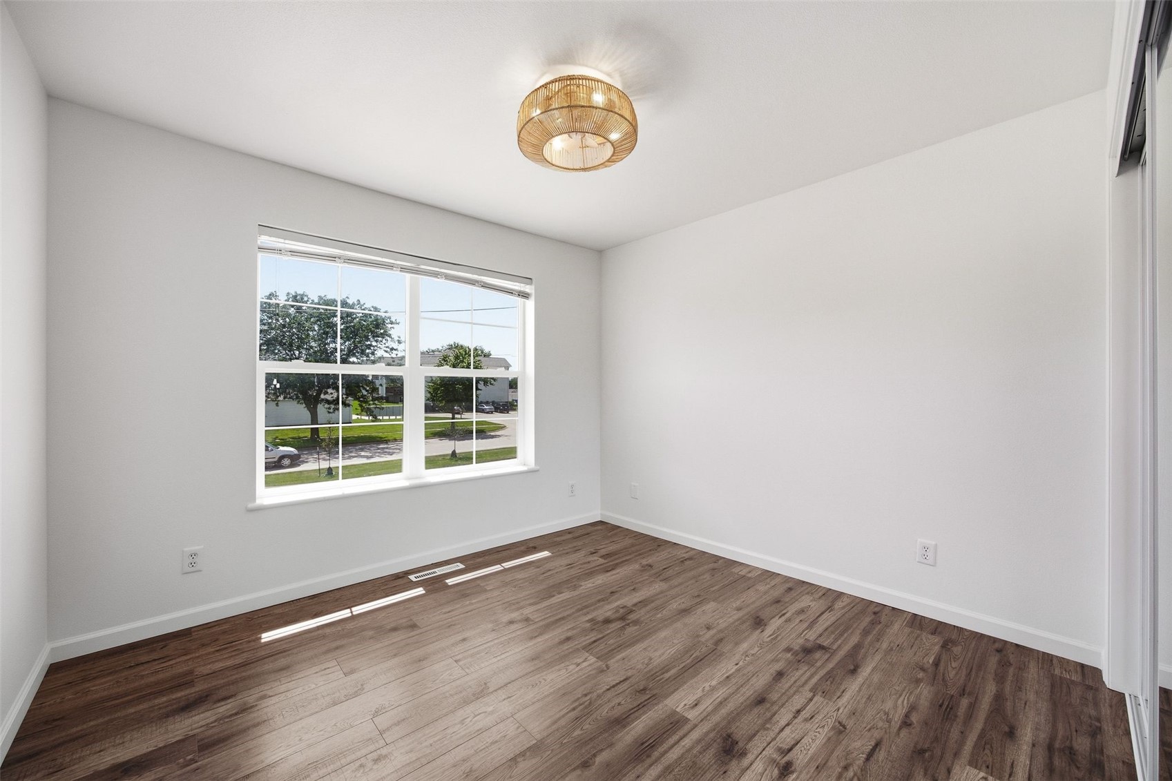 4520 1st Avenue NW Cedar Rapids IA 52405