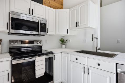 4520 1st Avenue NW Cedar Rapids IA 52405