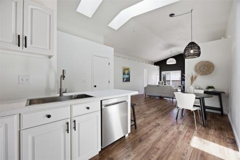 4520 1st Avenue NW Cedar Rapids IA 52405