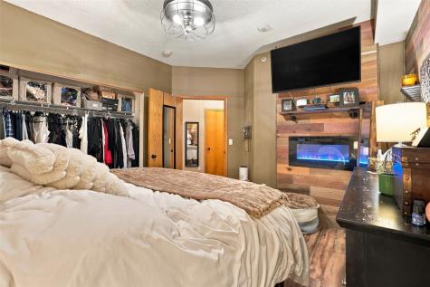 2665 Triple Crown Lane Iowa City IA 52240