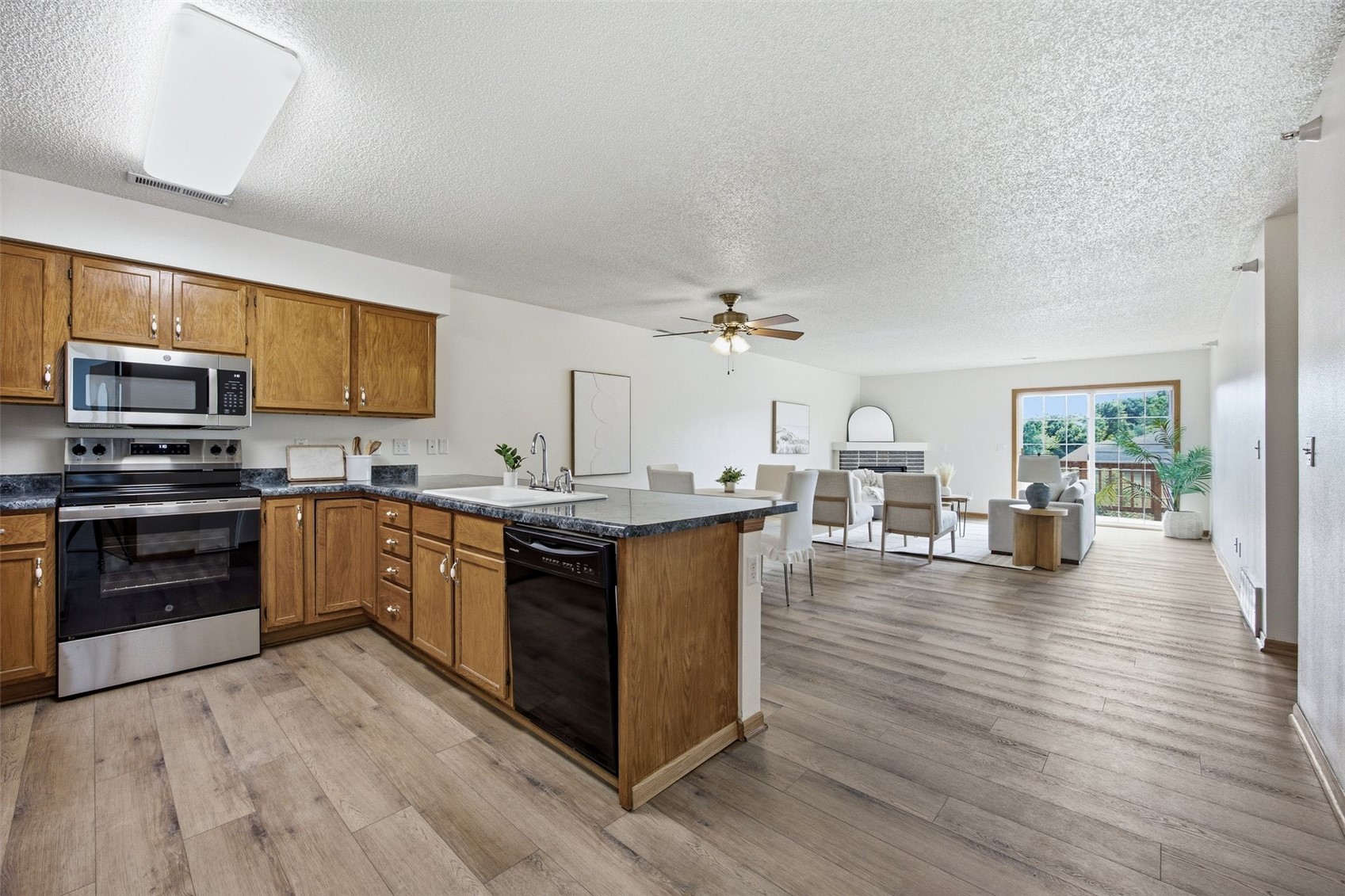 556 West Side Drive Iowa City IA 52246