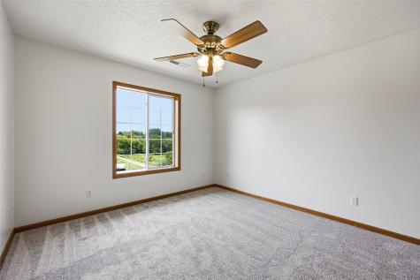 556 West Side Drive Iowa City IA 52246