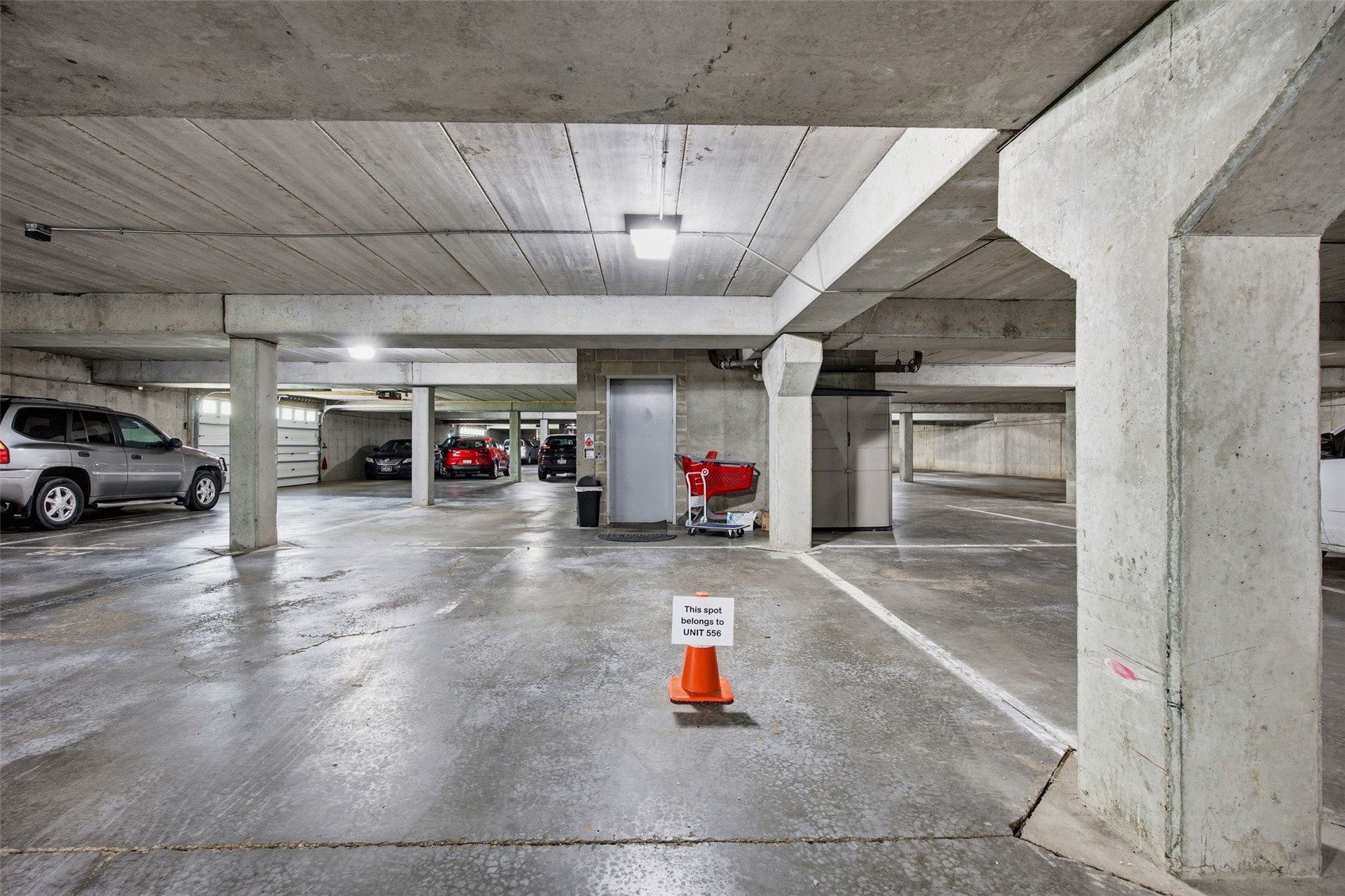 556 West Side Drive Iowa City IA 52246