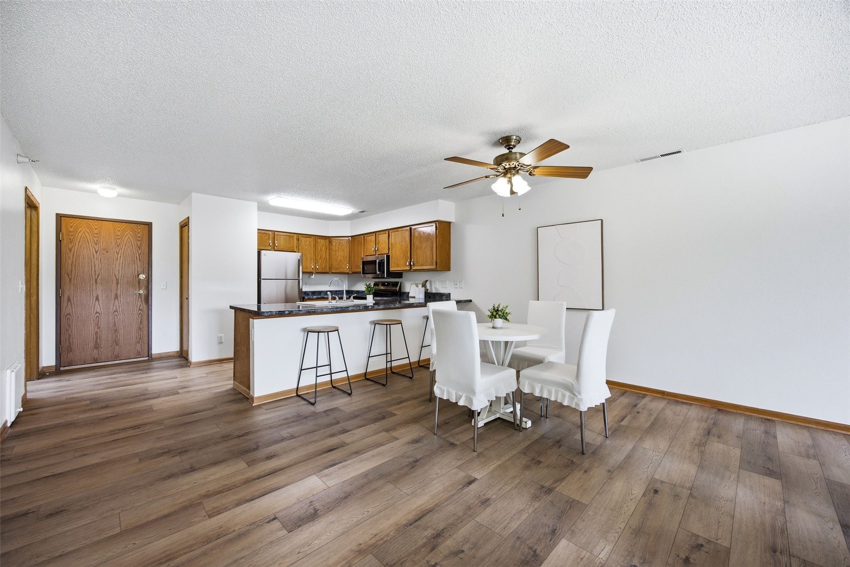 556 West Side Drive Iowa City IA 52246