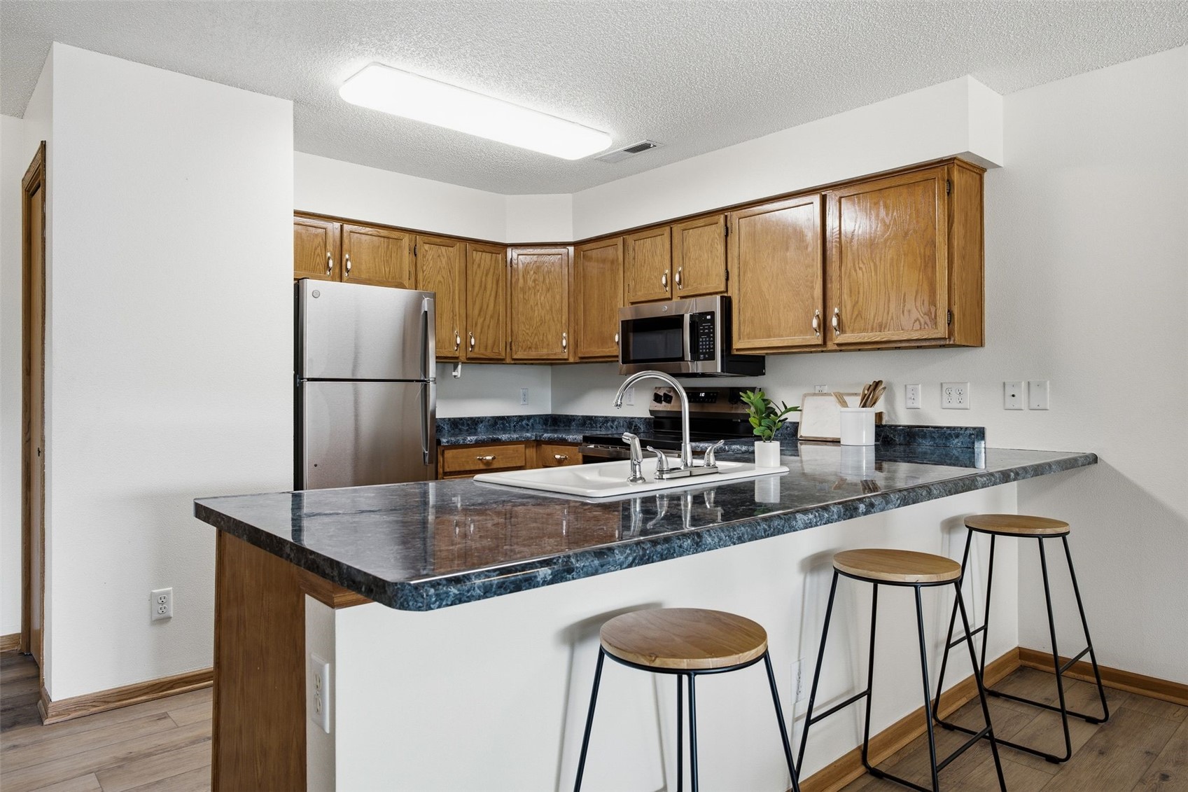 556 West Side Drive Iowa City IA 52246