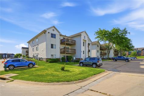 4611 1st Avenue SW Cedar Rapids IA 52404