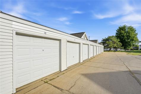 4611 1st Avenue SW Cedar Rapids IA 52404