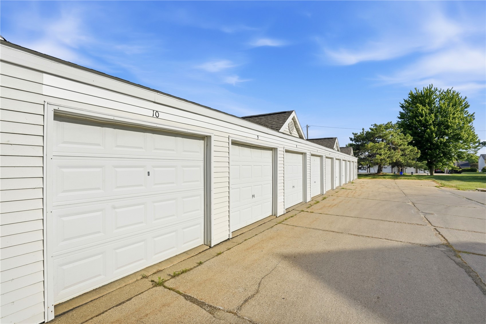 4611 1st Avenue SW Cedar Rapids IA 52404