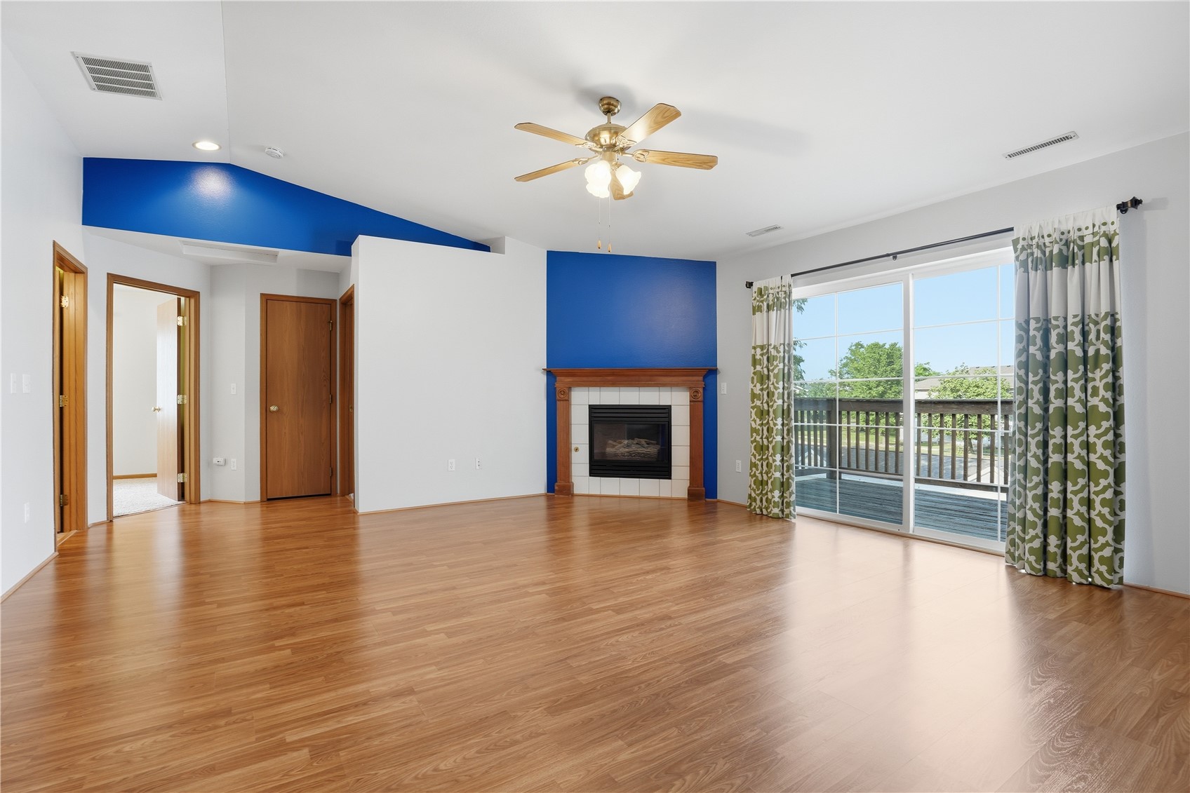 4611 1st Avenue SW Cedar Rapids IA 52404