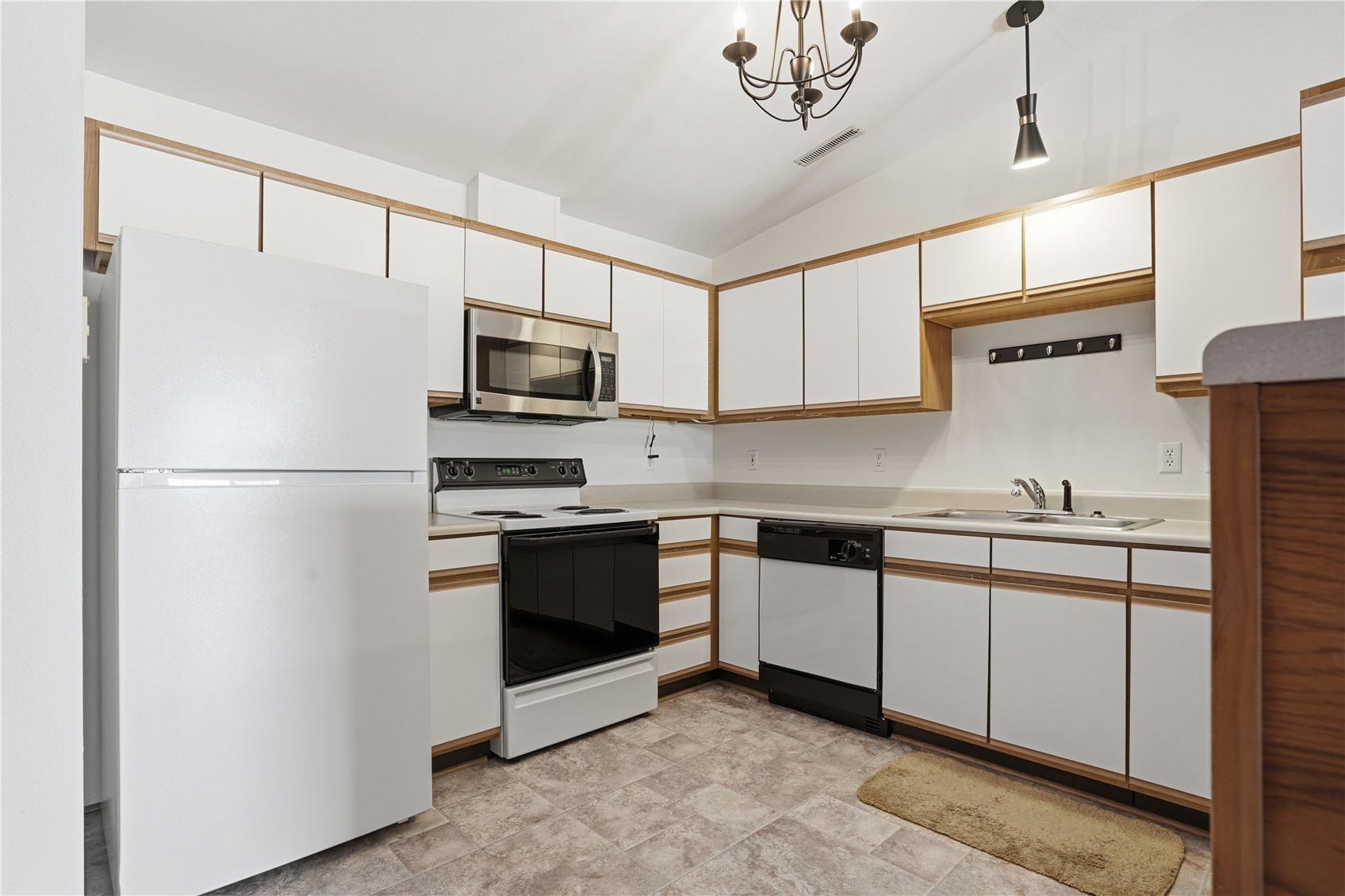 4611 1st Avenue SW Cedar Rapids IA 52404