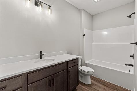 2877 Spring Rose Circle Coralville IA 52241