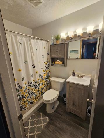 1306 10th Avenue Belle Plaine IA 52208