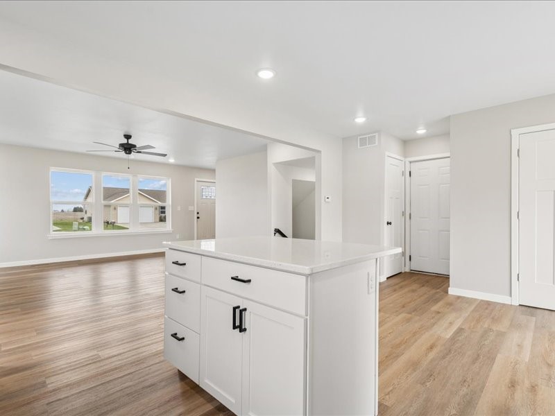 913 S 12th Avenue Washington IA 52353