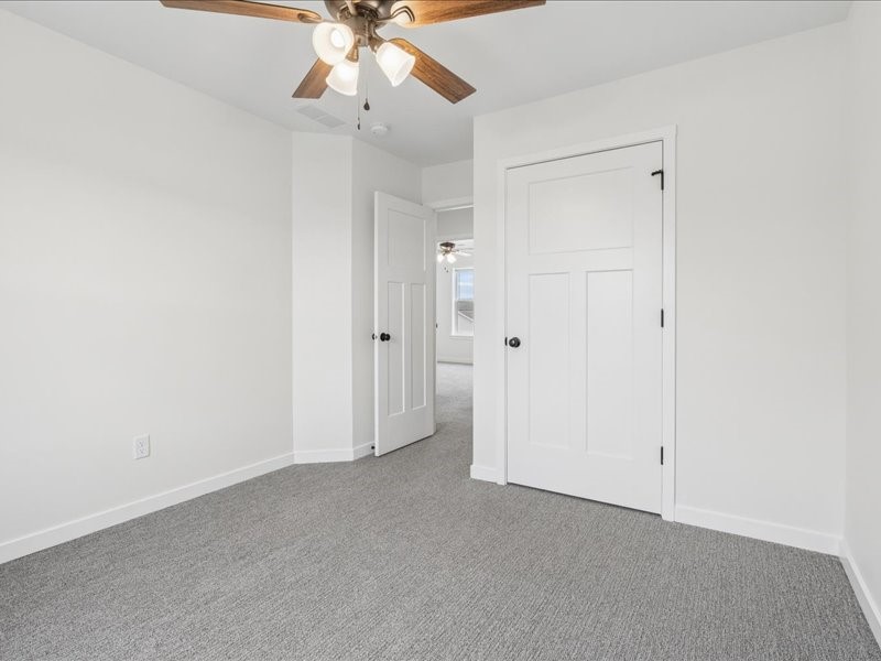 913 S 12th Avenue Washington IA 52353