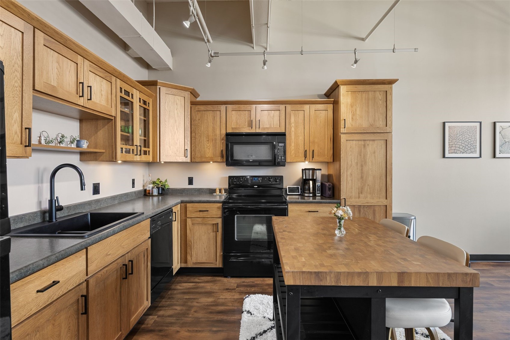 905 3rd Street SE Cedar Rapids IA 52401