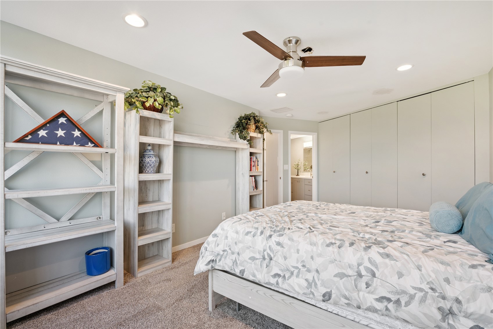 820 Club House Road North Liberty IA 52317