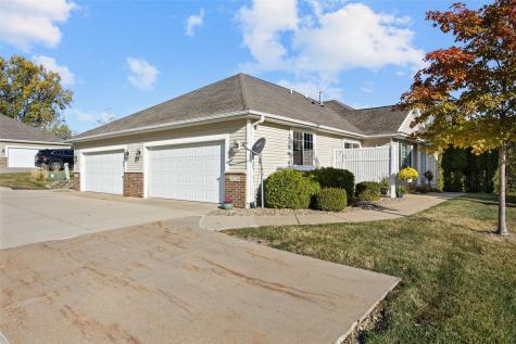 3510 Pioneer Avenue SE Cedar Rapids IA 52403