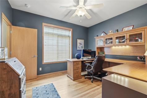 1722 Meiers Court NW Cedar Rapids IA 52405