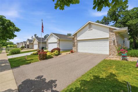 1722 Meiers Court NW Cedar Rapids IA 52405