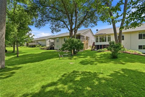 1722 Meiers Court NW Cedar Rapids IA 52405