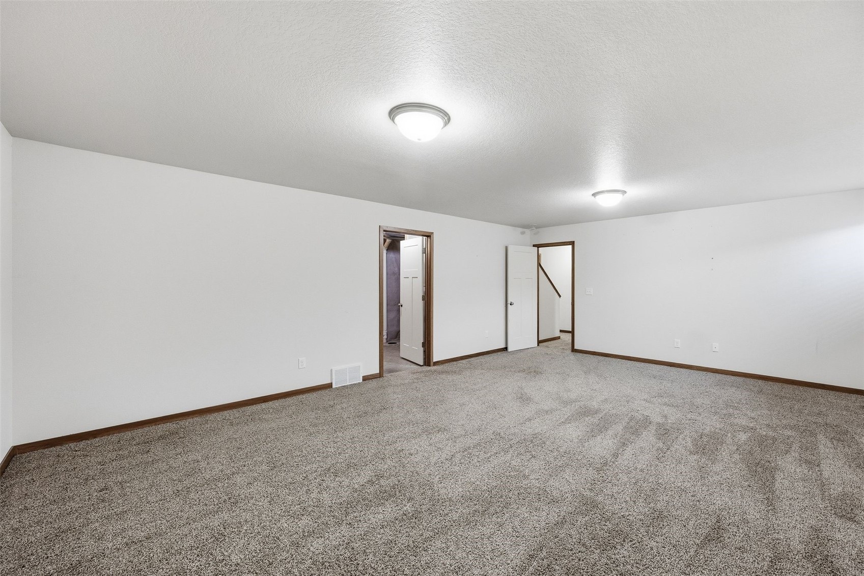 329 Windflower Lane Solon IA 52333
