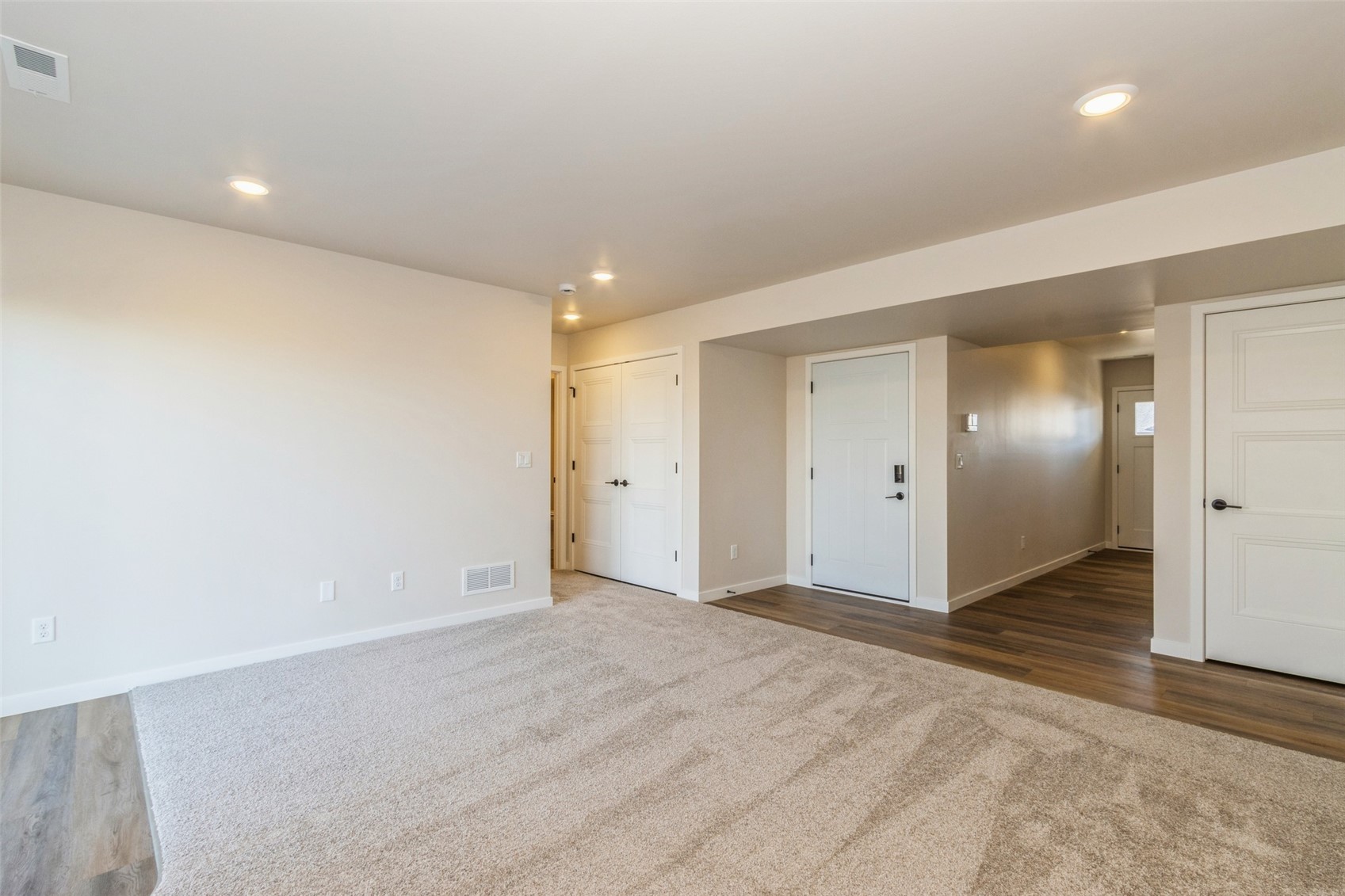 1097 Mary Lane North Liberty IA 52317