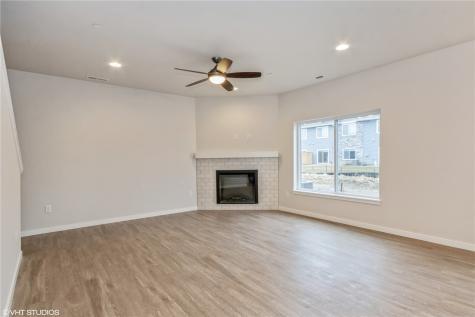 2233 Eversull Lane North Liberty IA 52317