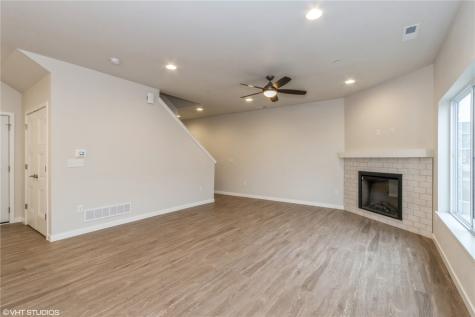 2233 Eversull Lane North Liberty IA 52317