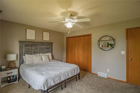 4762 Foxtail Court Marion IA 52302