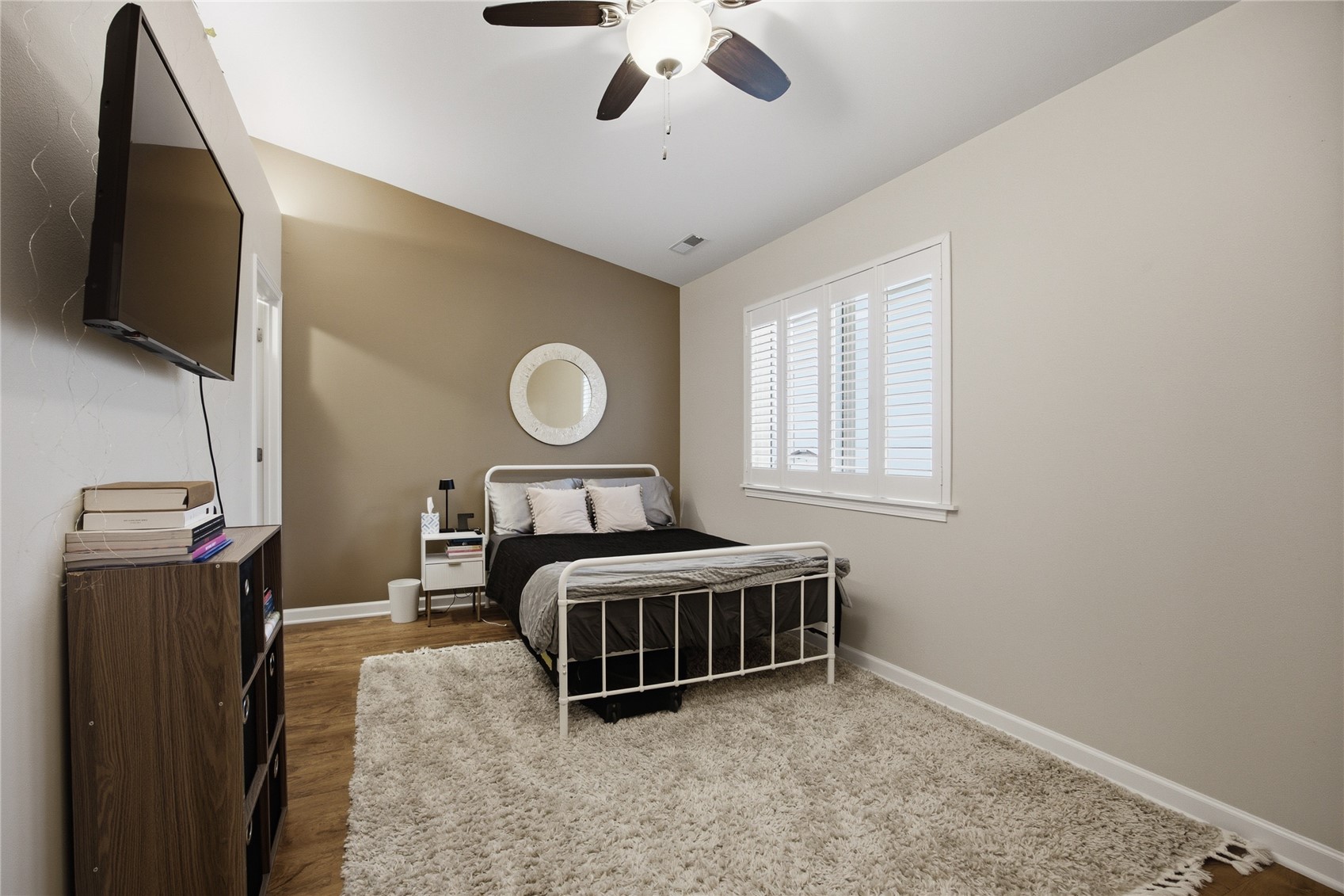 410 W W Main Street Urbana IA 52345