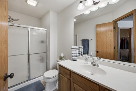 3565 Stoney Point Road SW Cedar Rapids IA 52404