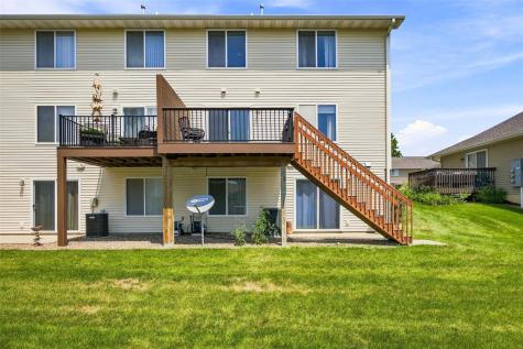 3565 Stoney Point Road SW Cedar Rapids IA 52404