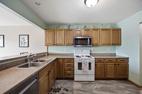 3565 Stoney Point Road SW Cedar Rapids IA 52404