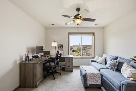 3565 Stoney Point Road SW Cedar Rapids IA 52404