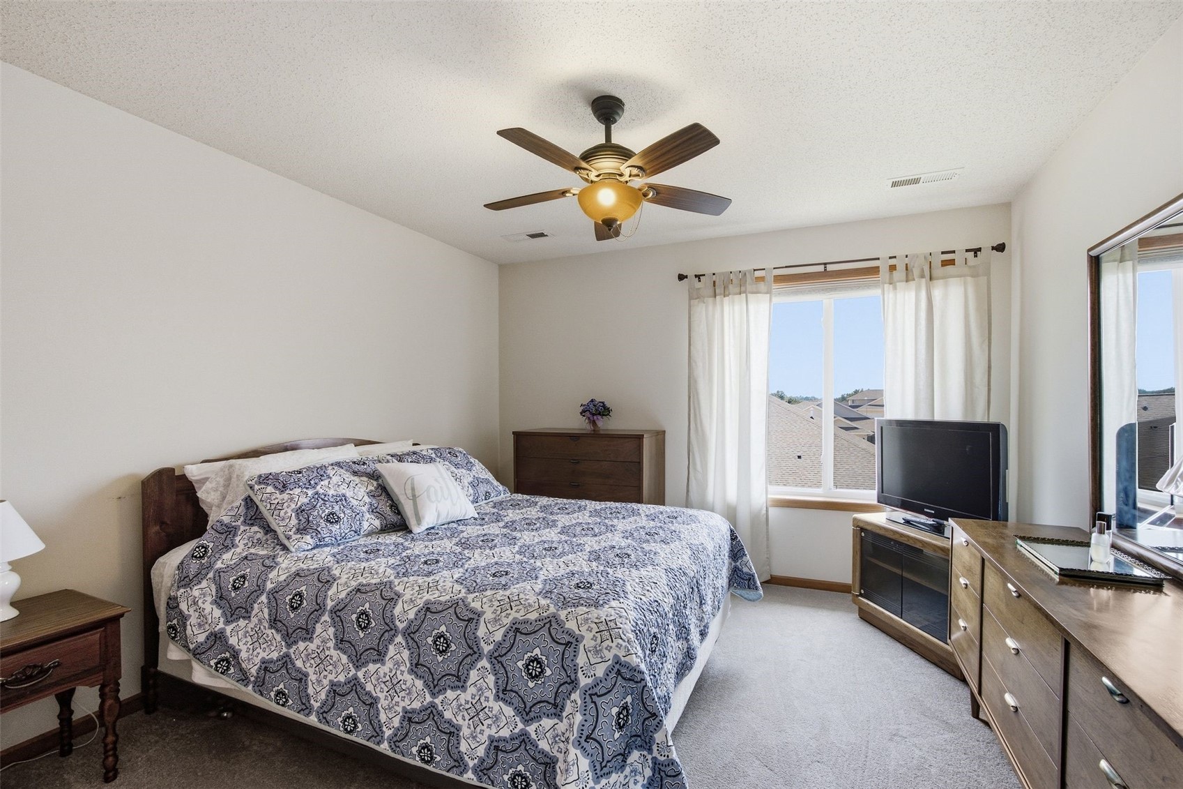 3565 Stoney Point Road SW Cedar Rapids IA 52404
