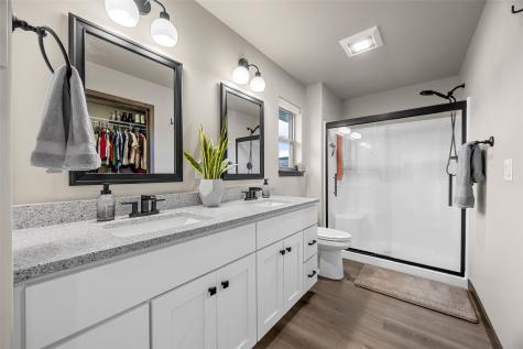 3300 Loethen Lane Coralville IA 52241
