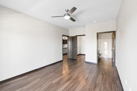 2877 Spring Rose Circle Coralville IA 52241