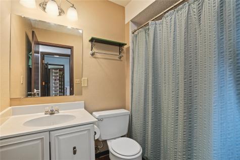 839 Kerry Lane SE Cedar Rapids IA 52403
